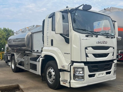 慶鈴五十鈴飛機(jī)加油車_慶鈴五十鈴油罐車_慶鈴五十鈴加油車 慶鈴五十鈴飛機(jī)加油車_慶鈴五十鈴油罐車_慶鈴五十鈴加油車